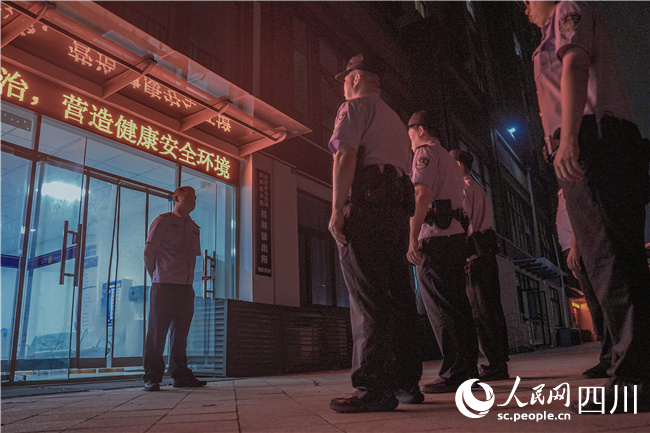 桂林派出所進行整治前部署。陳智豪攝