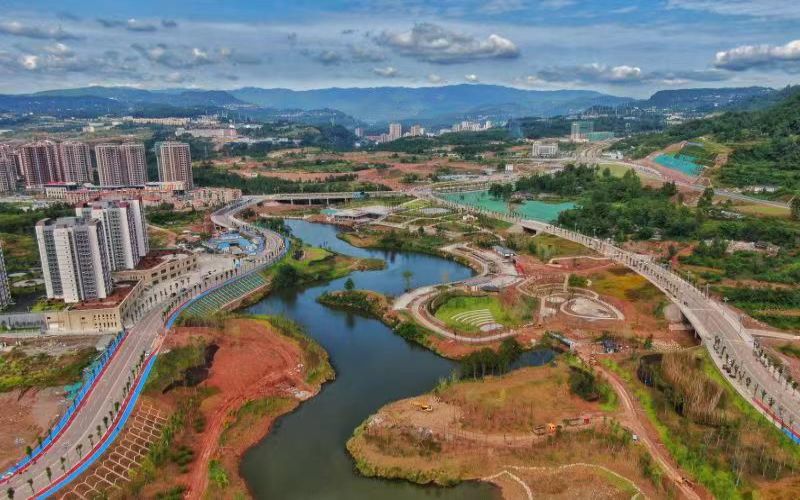 农发行通江县支行支持的通江县环高明湖经济带建设项目。农发行四川省分行供图