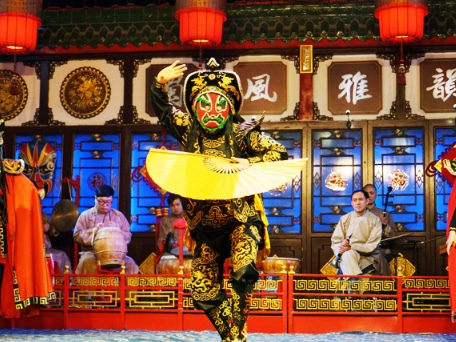 川剧变脸。青羊区文旅局供图