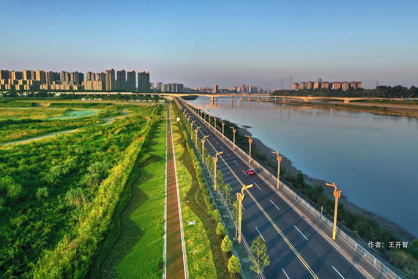 乐沙生态大道。四川省交通运输厅供图