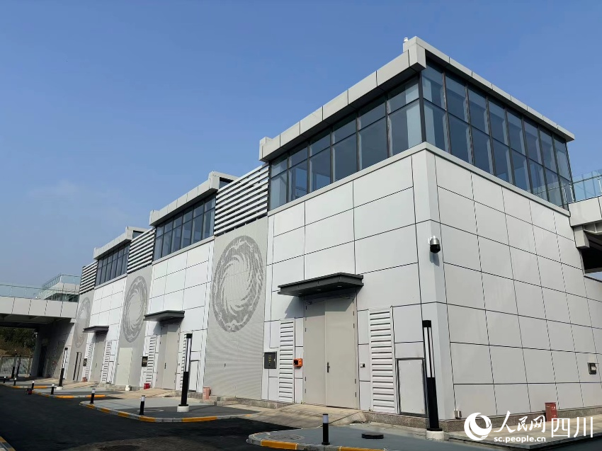 四川電網紅星110千伏變電站建設現場。范巧玲攝