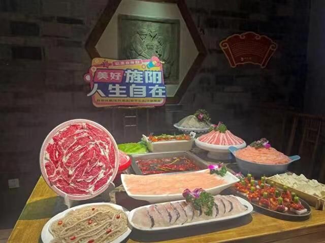 現場的美食。主辦方供圖