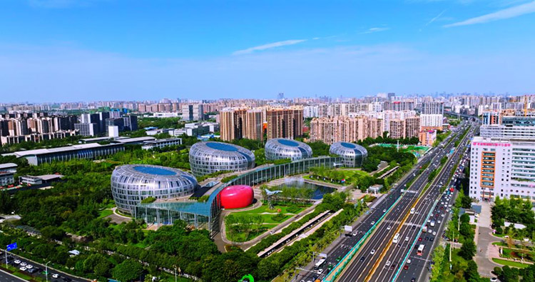 青羊航空新城一角。青羊区融媒体中心供图
