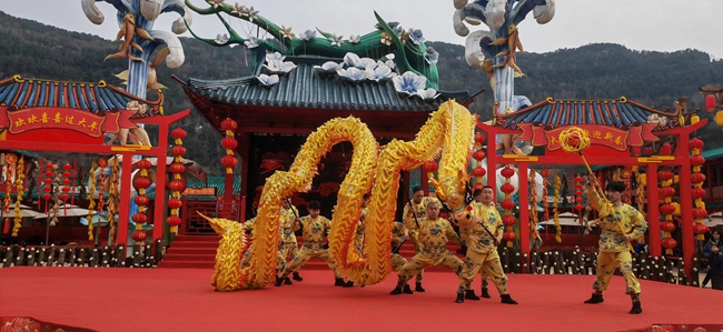 四川集中推出“千龍千獅鬧新春 歡歡喜喜過大年”春節主題文化和旅游活動。四川省文旅廳供圖