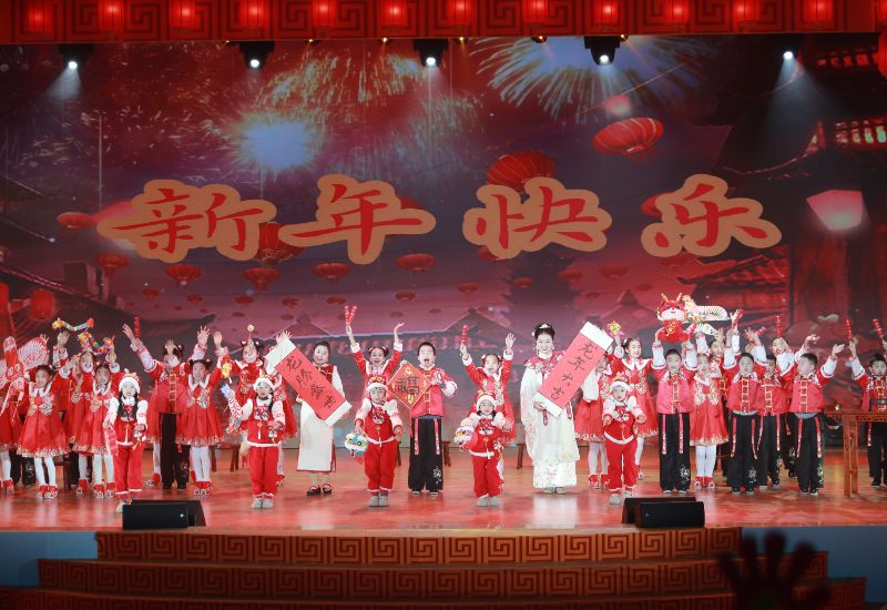 晚会现场。纳溪区委宣传部供图
