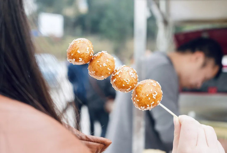 糖油果子。天府新區融媒體中心供圖