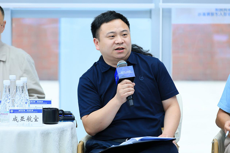 企业交流发言。青羊区融媒体中心供图