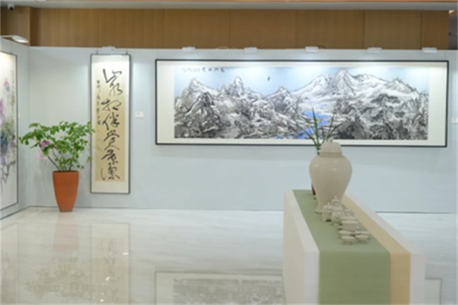 “书香政协 画说彭州”牡丹山水主题书画展。主办方供图