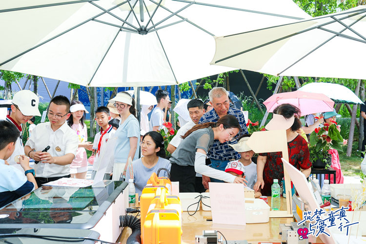 親子活動現場。天府新區融媒體中心供圖