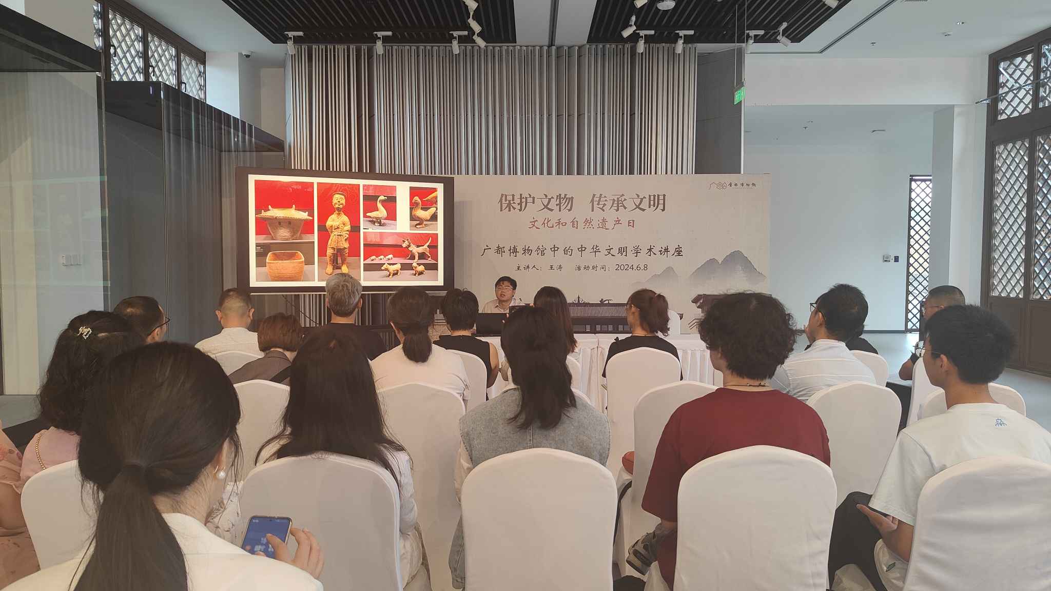 廣都博物館“何以雙流”考古現場圖片展。劉賢虎攝