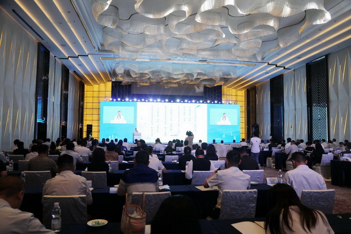 致辞。马发海摄