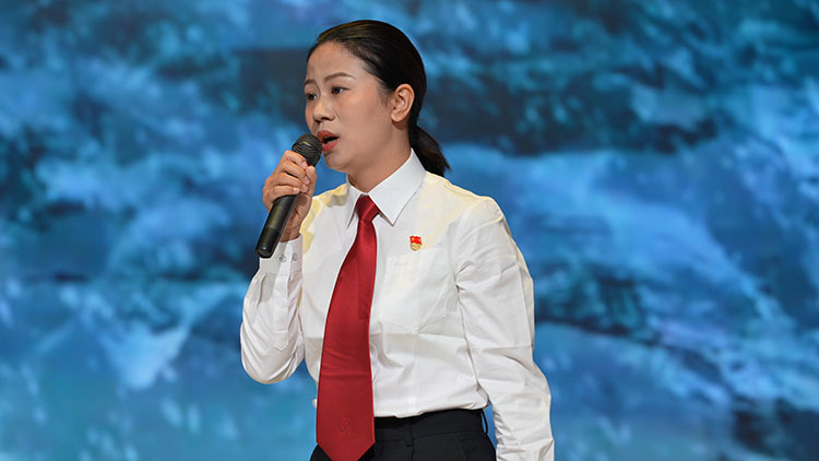 參賽選手現場講解。王永杰供圖