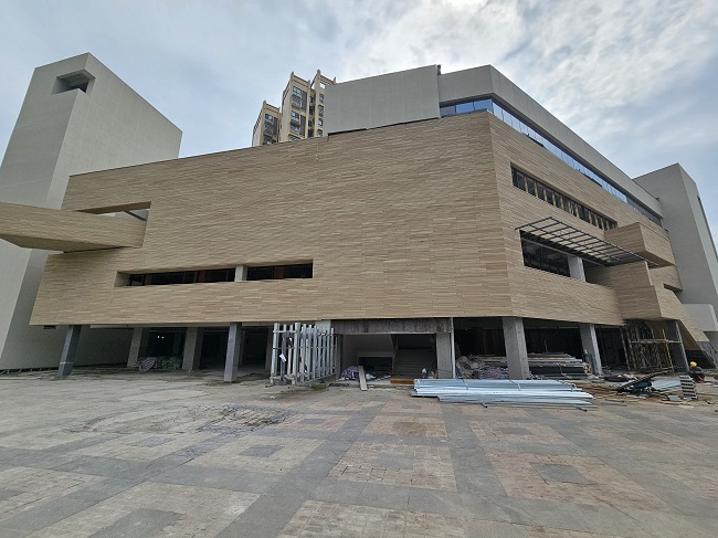 荣县文化艺术中心项目进度。张庆麟供图