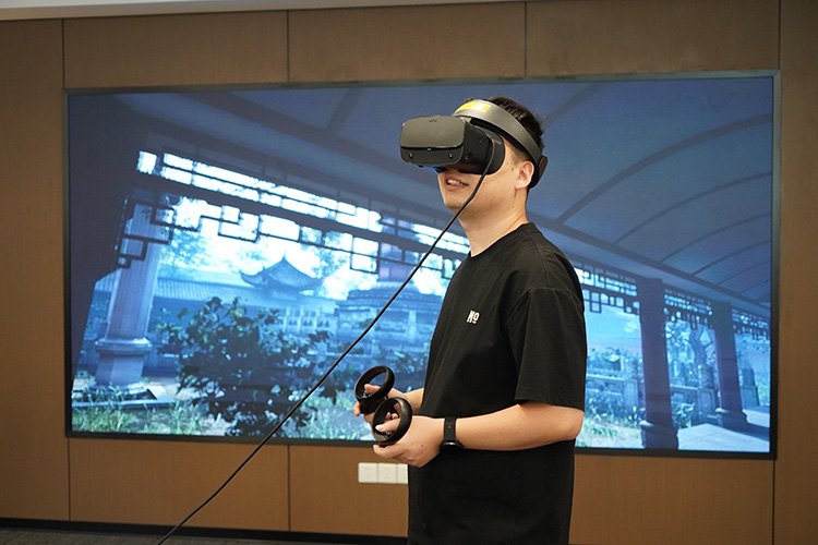 分享VR项目成果。主办方供图