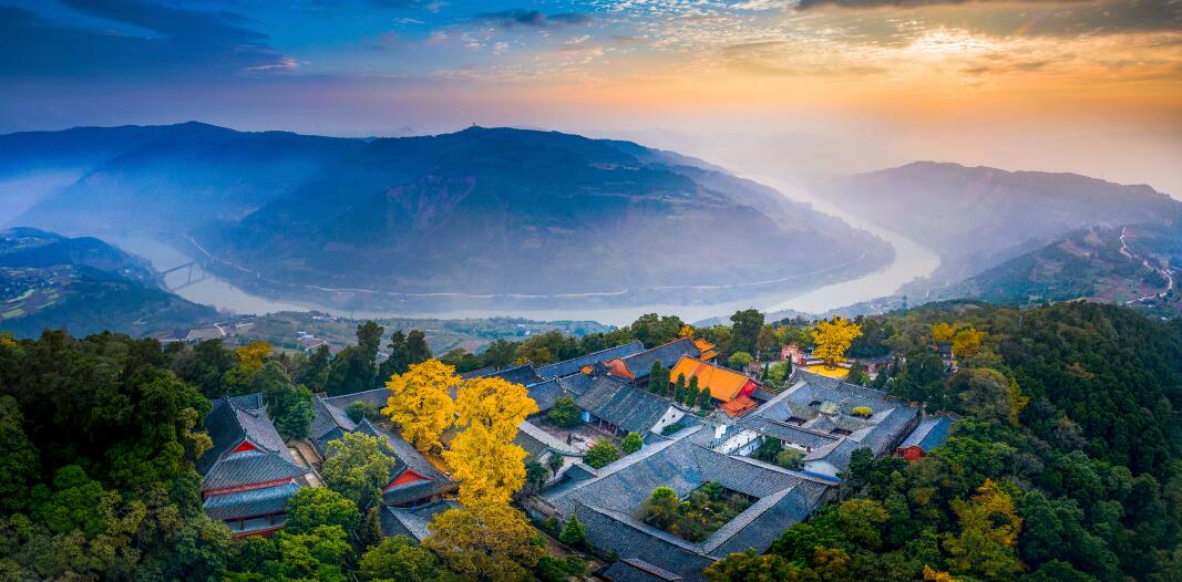 雲頂石城