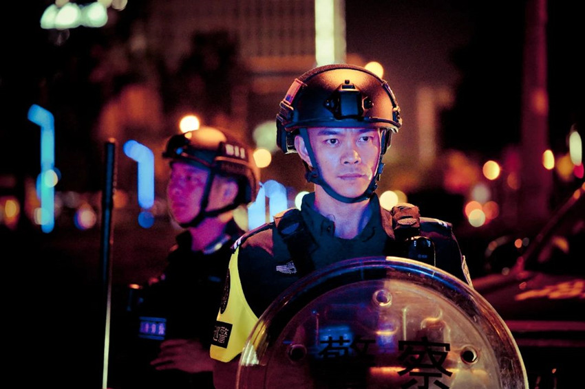 执勤中的公安民警。成都高新公安供图