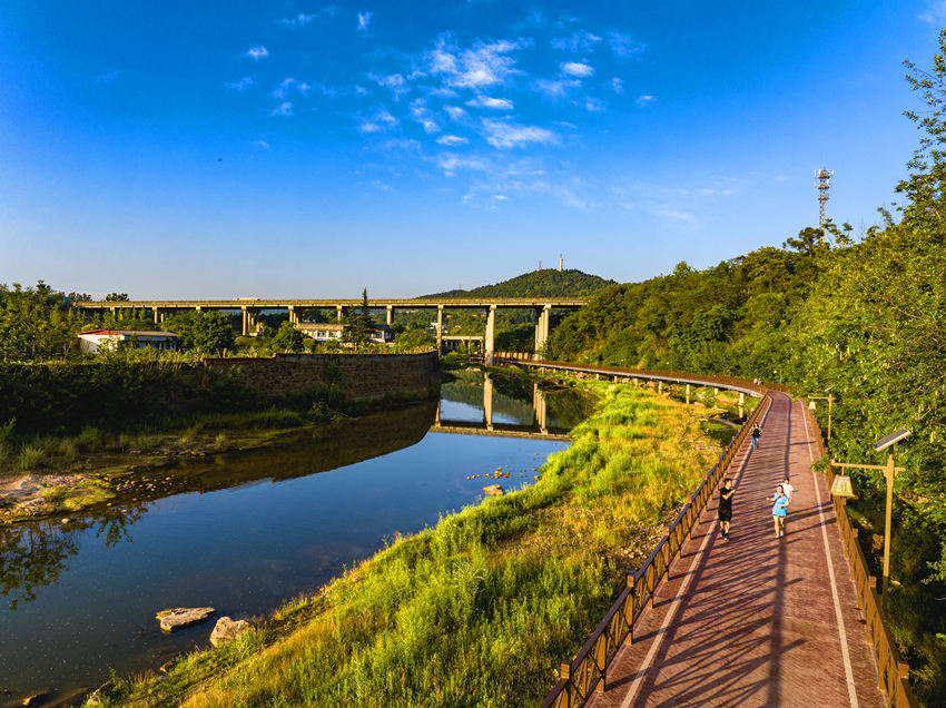 芙蓉溪美景。受访者供图