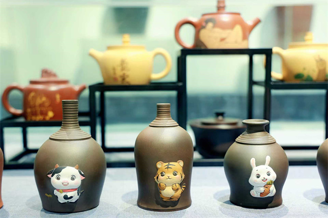 荣县文创土陶产品。荣县县委宣传部供图