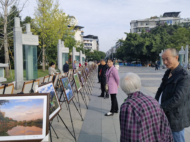 摄影展现场。宋红斌供图