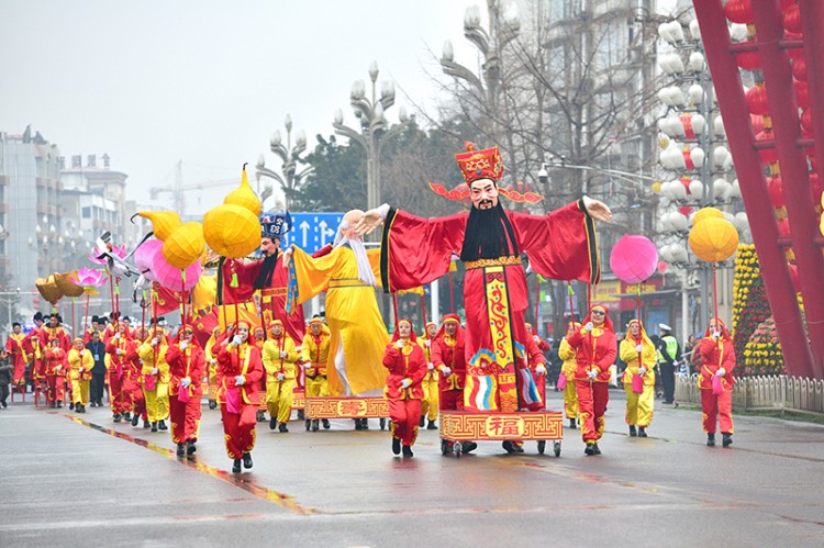 绵竹年画节民俗巡演。绵竹市融媒体中心供图