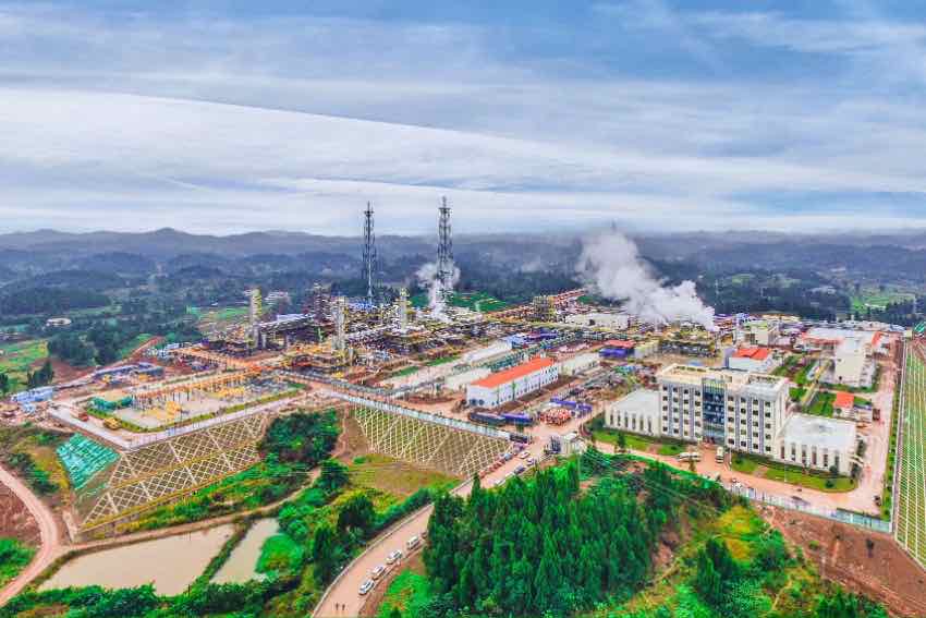 作业现场。中石油安岳天然气净化有限公司供图