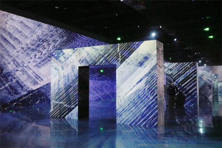 浪美术馆《幻境迷踪（LOST DIMENSION）》。主办方供图