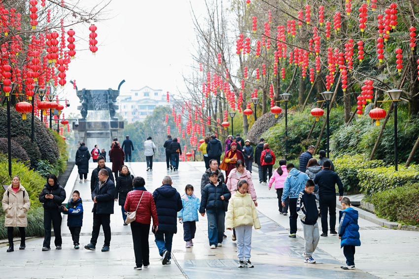 红红火火过新年，快快乐乐游草堂。杜甫草堂供图