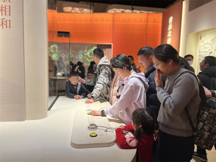 市民游客游成都博物馆。青羊区文体旅局供图