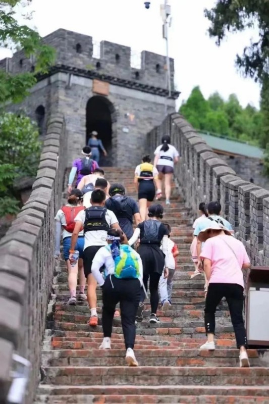 登金龙长城。成都市文广旅局供图