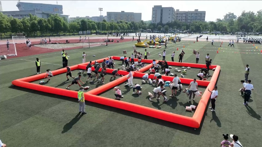 职工运动会现场。罗宇豪供图