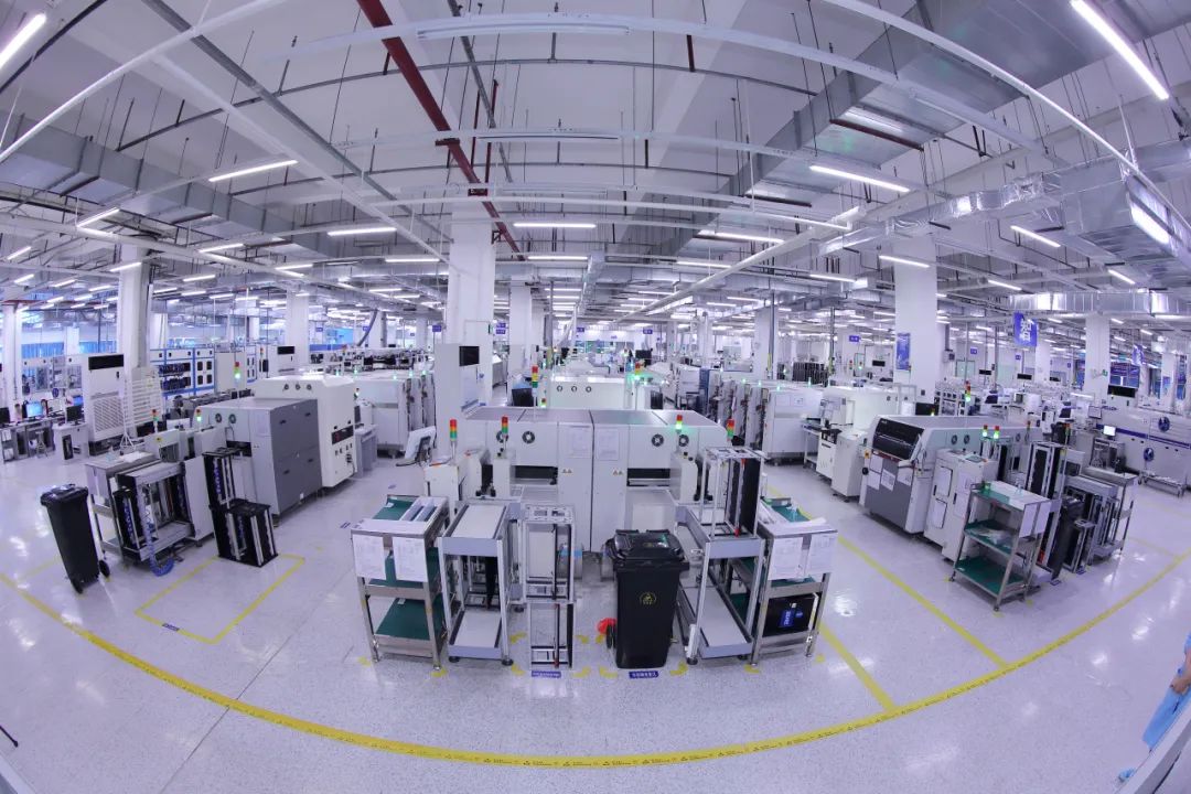 长虹爱联科技智能工厂。四川长虹供图