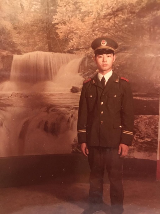 汪山明青年时期留影。本人供图