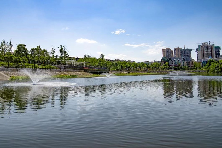 生态治理后的琼江河道。遂宁市河长办供图