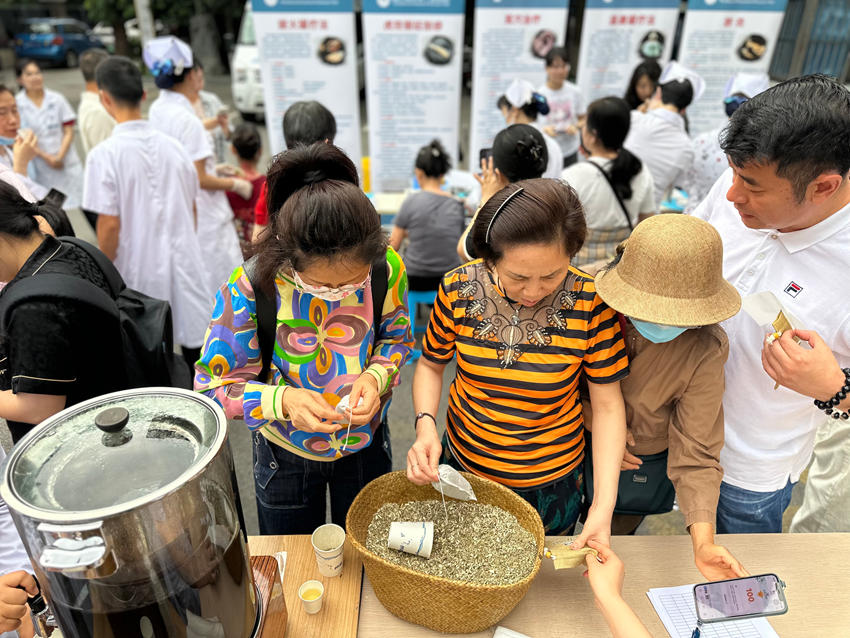 活动现场。崔熙滟摄