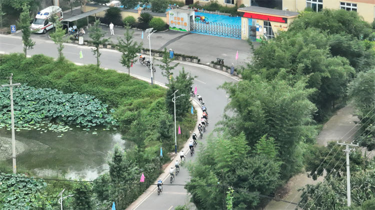比賽航拍圖。江安縣融媒體中心供圖