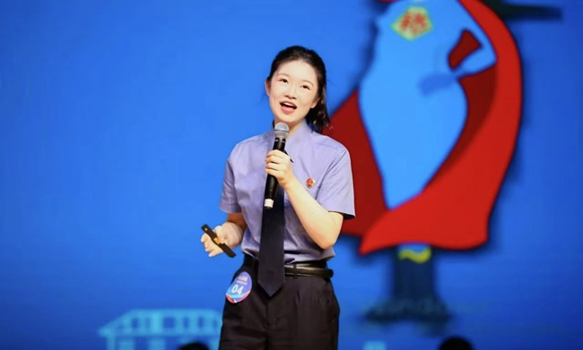 檢察官譚晨曦。資陽市檢察院供圖