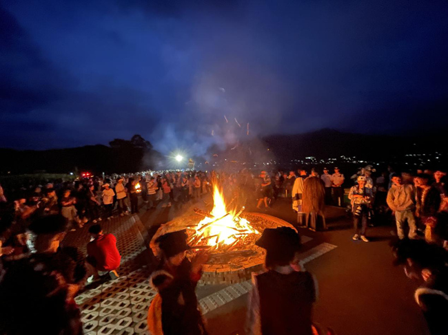 火把“狂歡夜”。普雄縣人民政府供圖
