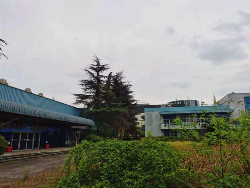 閑置多年的煙草輔料老廠區。成都城投俠客島供圖