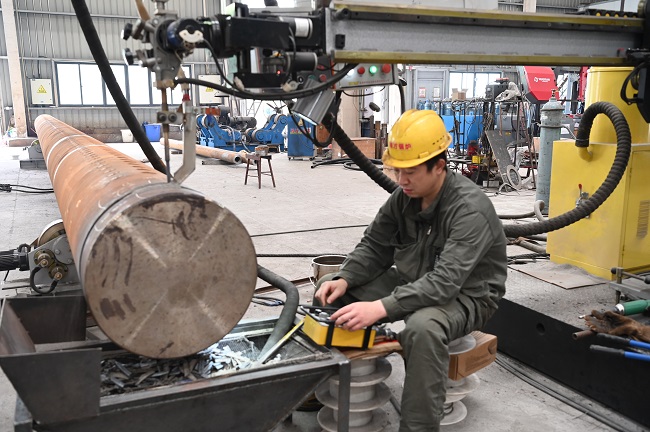 生产车间。荣县融媒供图 (2)