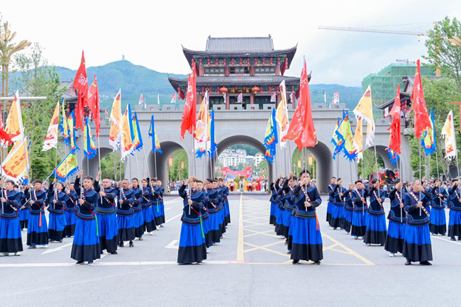 往年火把節盛況。主辦方供圖
