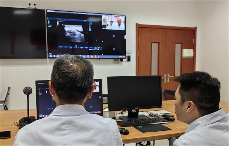 網上遠程會診現場。黑水縣融媒體中心供圖