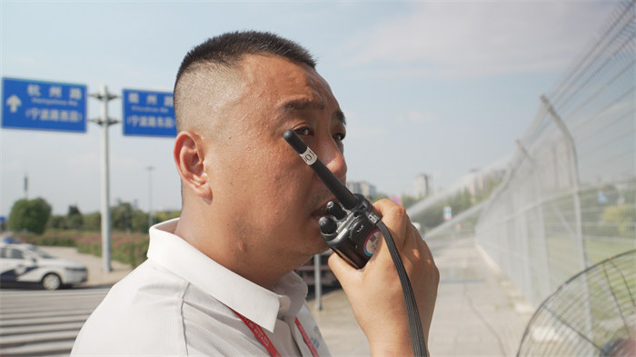 张磊工作照。蒲江公安供图