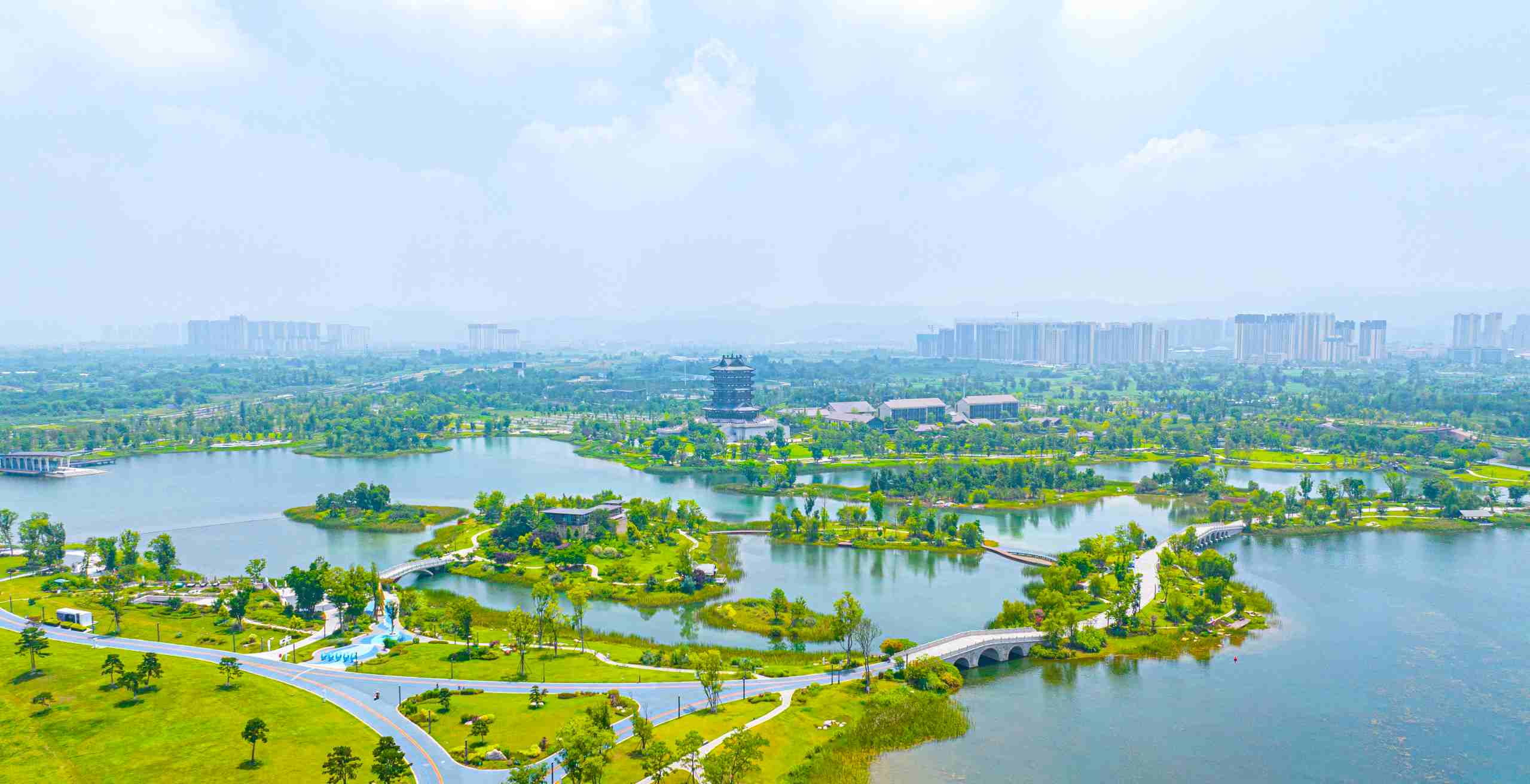 東安湖體育公園生態美景。都發中心供圖