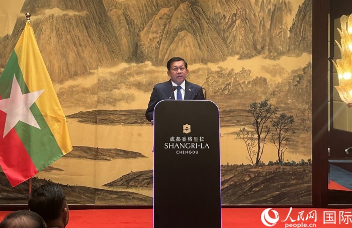 9月6日，緬甸代總統敏昂萊結束訪華前在四川成都舉行新聞發布會。人民網記者 李根攝