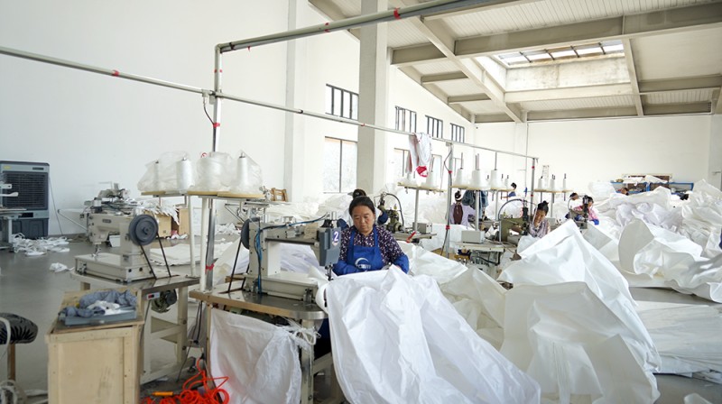 浙川包装材料有限公司一角。绵竹市融媒体中心供图