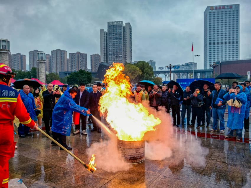 模擬安全實驗。廣元市消防救援支隊供圖