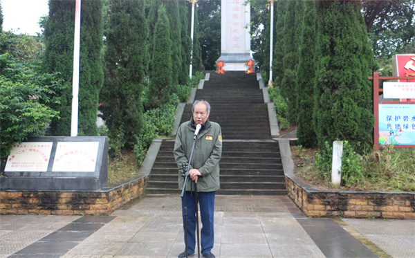 少將陳雲中之子陳兵。富順縣退役軍人事務局供圖