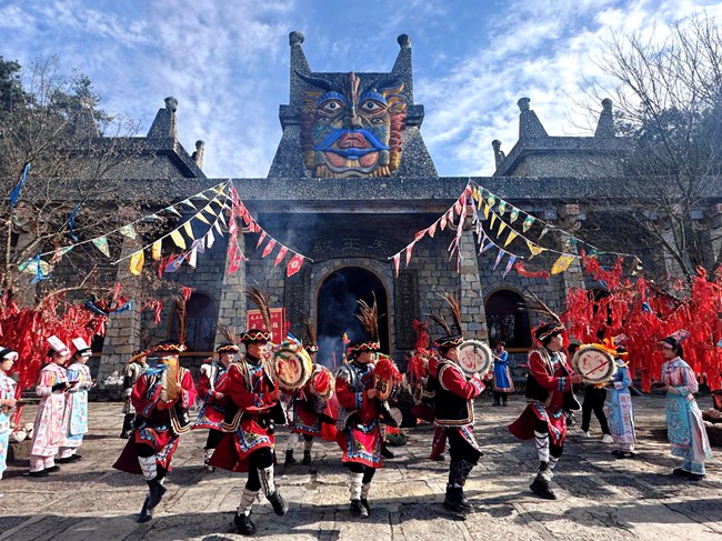 吃羌宴、集羌福、鬧羌年暨第八屆九皇山非遺羌歷年民俗文化節。活動主辦方供圖