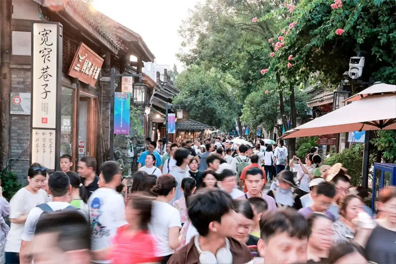 宽窄巷子景区。陈静供图