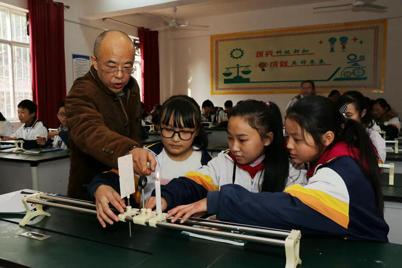 乐至教育蝶变记：“十四五”投15亿，让每个孩子从“有学上”到“上好学”